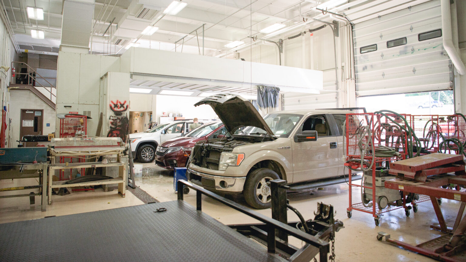 Auto Collision Technology | Crawford Tech