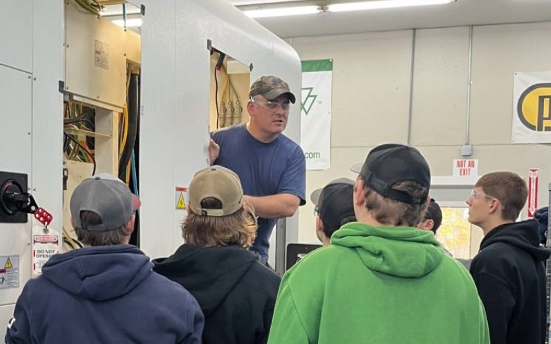 Crawford Tech Students Tour Local Machining Firms
